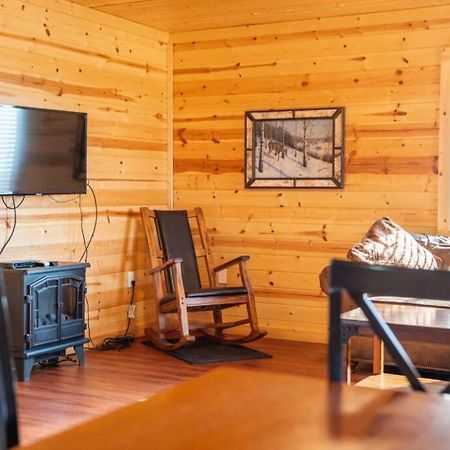 The Lodge At Van Hook New Town Buitenkant foto